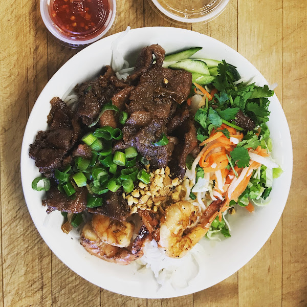 Bánh Mì Bistro Vietnamese Eatery 4