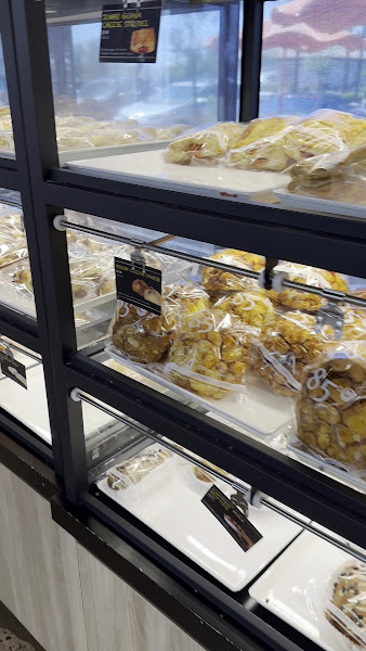 85°C Bakery Cafe - Chandler 3