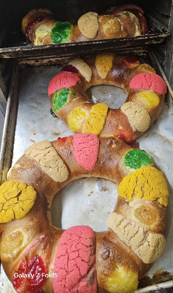 La Reyna Bakery 3