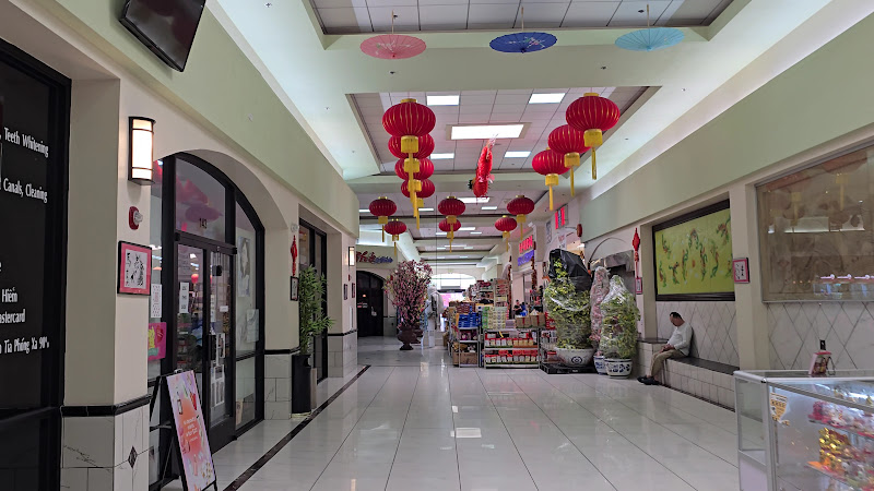 Mekong Plaza 3