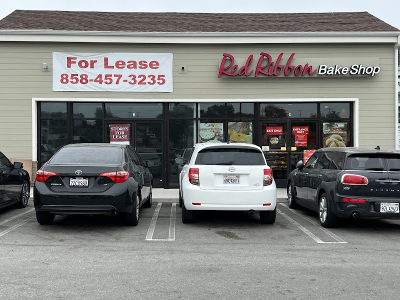 Red Ribbon Bakeshop 1