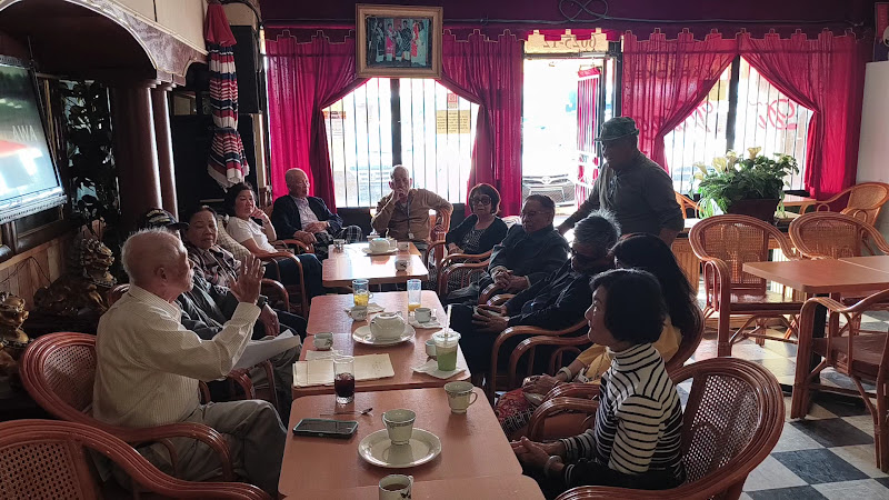Dî vãng Coffee Karaoke 3