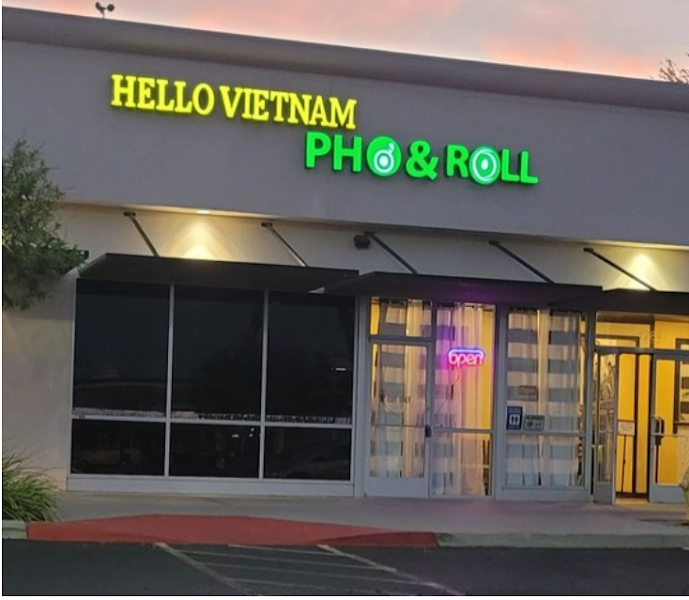 Hello Vietnam | Phở & Roll