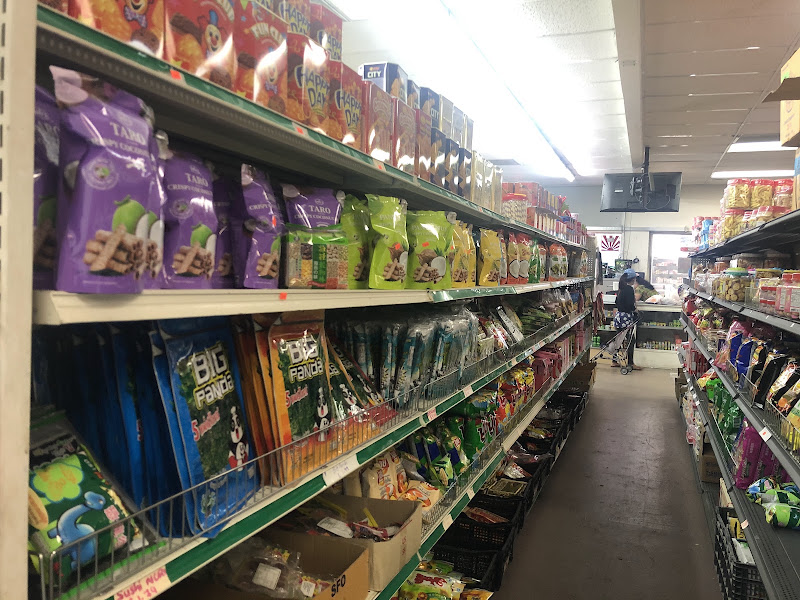 Karen Family Asian Market 3