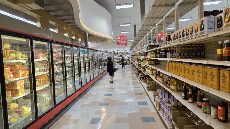Lee Lee International Supermarkets 5