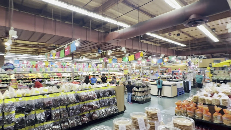 Los Altos Ranch Market 5