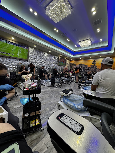 Milano Nail Spa Madison 5