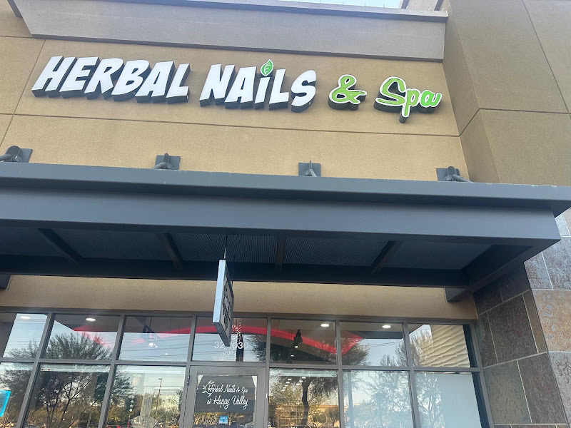 Herbal Nails & Spa