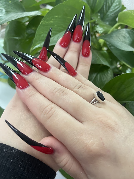 Lana's Nails & Spa 2