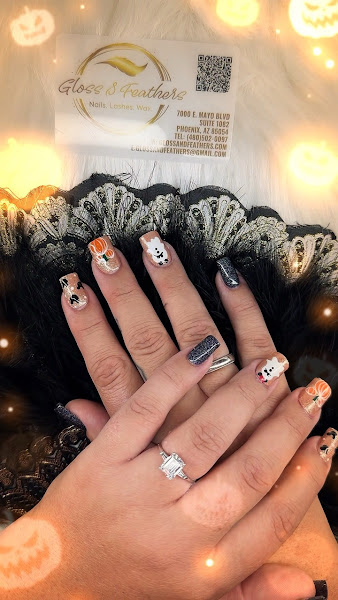 Gloss & Feathers (Nails. Lashes. Wax.)
