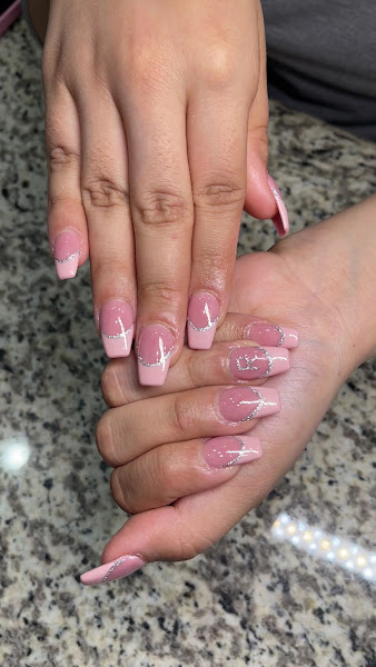 Champere Nail Bar 3