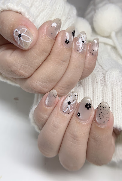 Champere Nail Bar 4