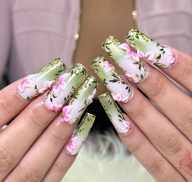 Luxe Nail Bar 4