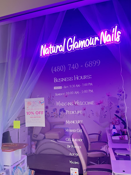 Natural Glamour Nails 2