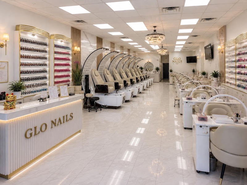 Glo Nails 2
