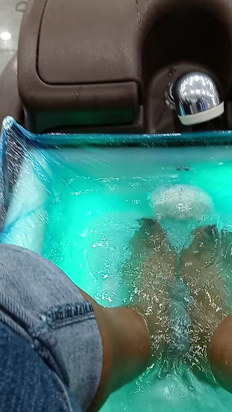 AT Elle's Nails and Spa, LLC 3