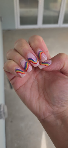 Pretty Little Nails & Spa 4