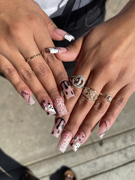 Skillful Nails 5