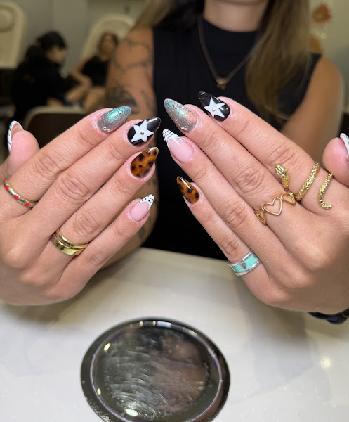 Grand Nails Lounge 1 on 67th Ave 4