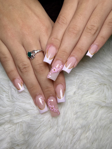 Grand Nails Lounge 1 on 67th Ave 5