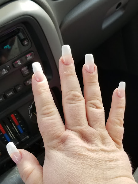 Da-Vi Nails 5