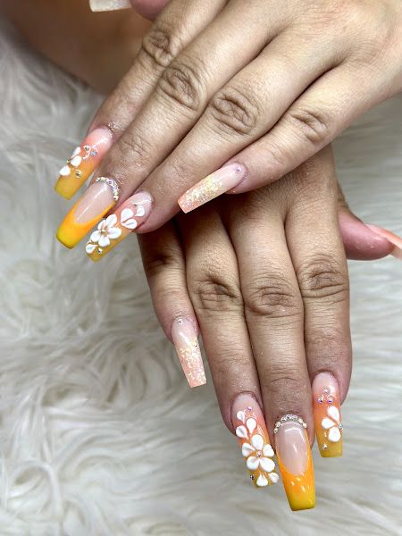 Alea Nails and Spa 2
