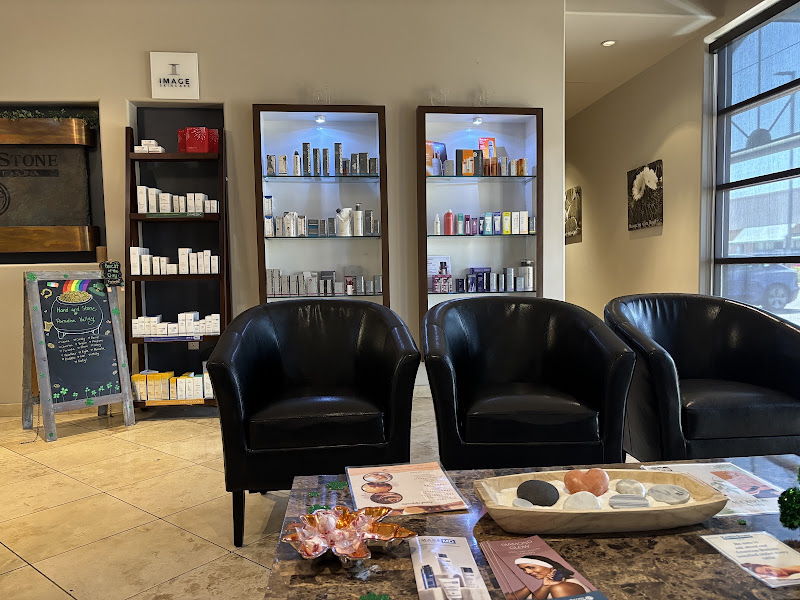 Hand & Stone Massage and Facial Spa 4