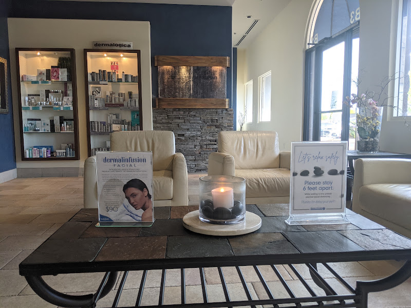 Hand & Stone Massage and Facial Spa 5