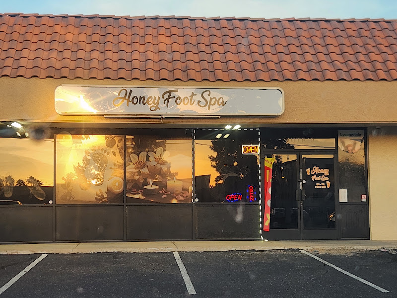 Honey Foot Spa
