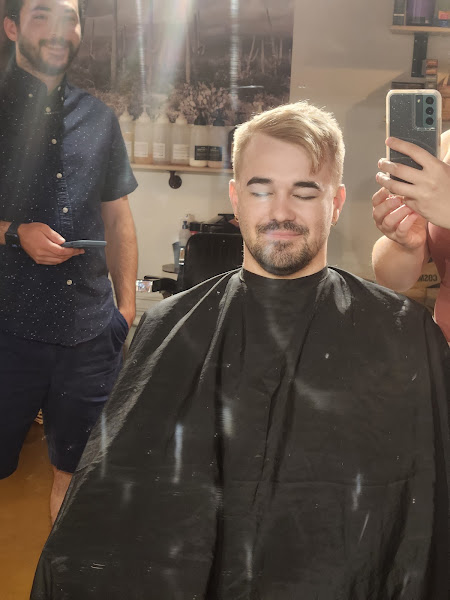 Salon Seven 4