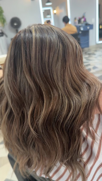 Rachel's Hair Salon 3