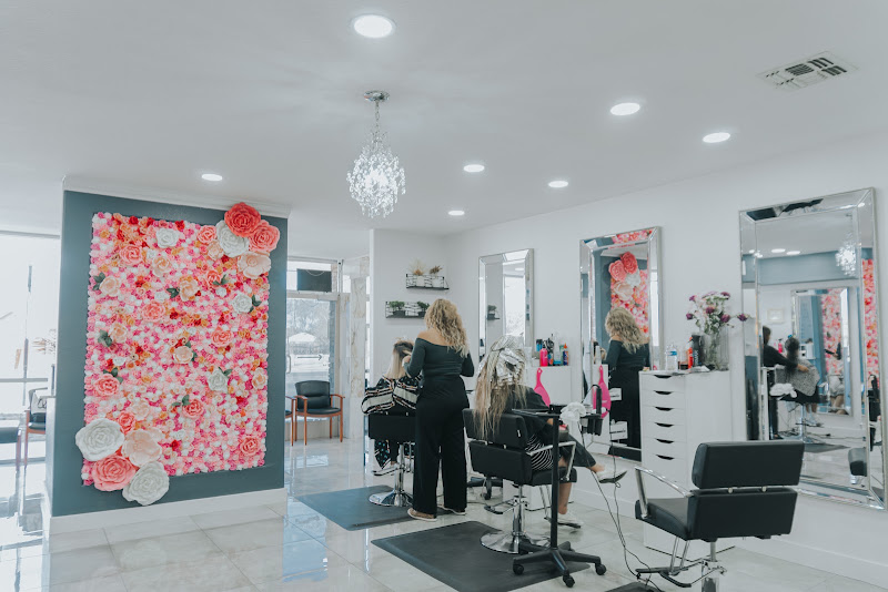 Glamour Moderno Beauty Salon And Barber Shop 5