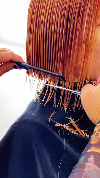 True Few Hair Salon 4