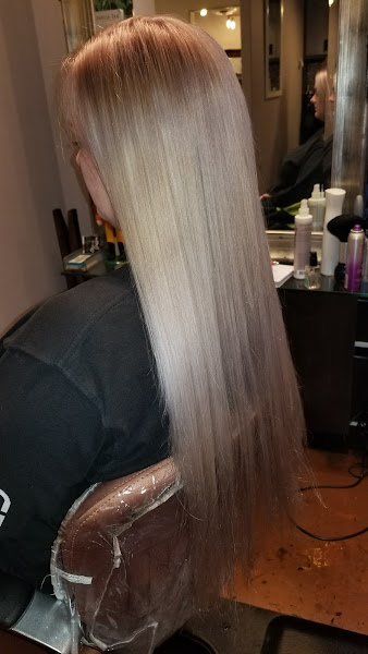 r Salon 3