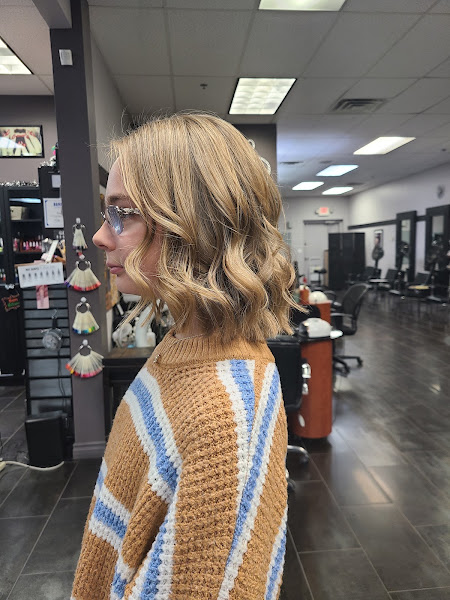 Wilds Salon 24 3