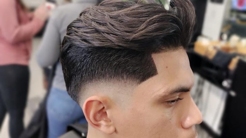 Laura's Beauty Salon & Barbershop LLC 2