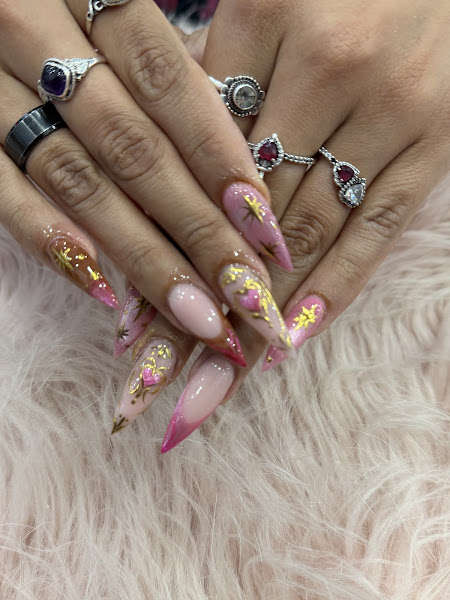 Styles Nails & Spa 3