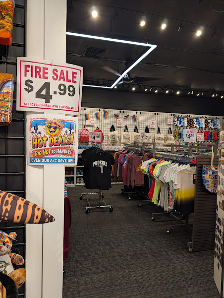 Eyeconic Arizona Souvenir Shop