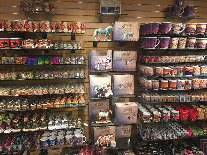 Prairie News & Gifts 3