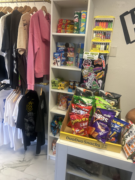 High End Boutique Bodega 3