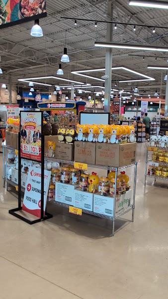 Seafood City Supermarket 3