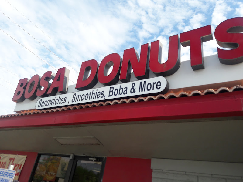 BoSa Donuts