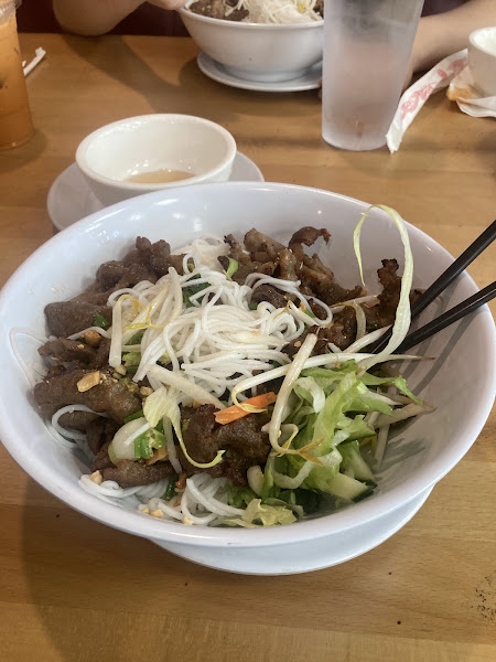 Huong Que Vietnamese Restaurant 5