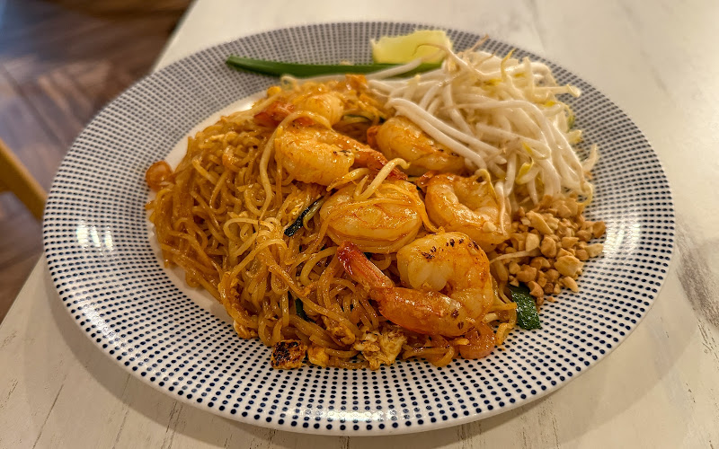Mae Asian Eatery 3