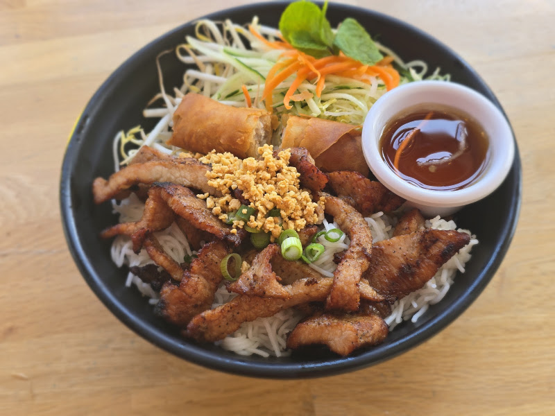 Pho Zabb 5