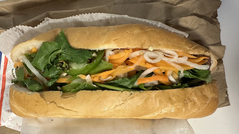 Bánh Mì Ba Lẹ & Bakery 5