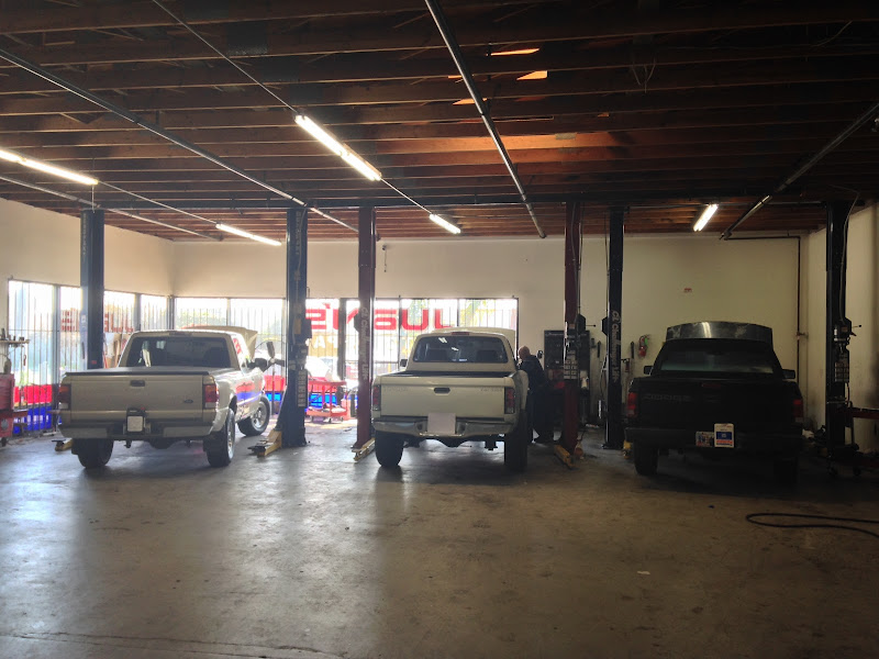 Juan's Auto Repair 3