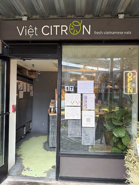 Viet CITRON @ Bow Market 2