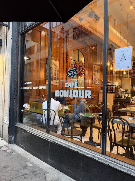 Cafe Bonjour 4