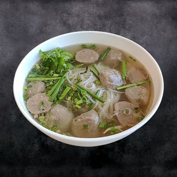 Pho & Spice Waltham 4